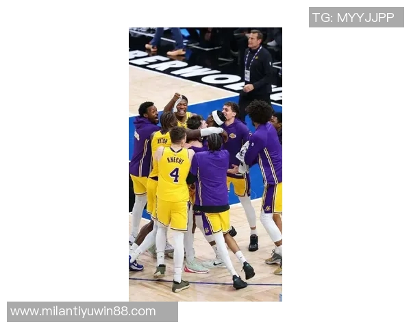 帕森斯：詹姆斯回归后里夫斯依然是湖人队的第二选择